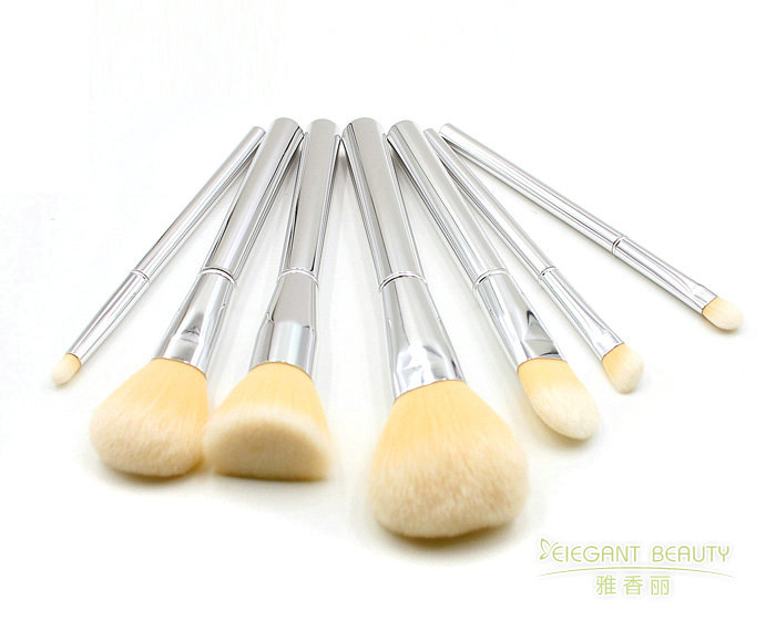 成套榴莲视频成人APP无限看成人的“黄金组合”：榴莲网站在线观看每支刷子的独特作用